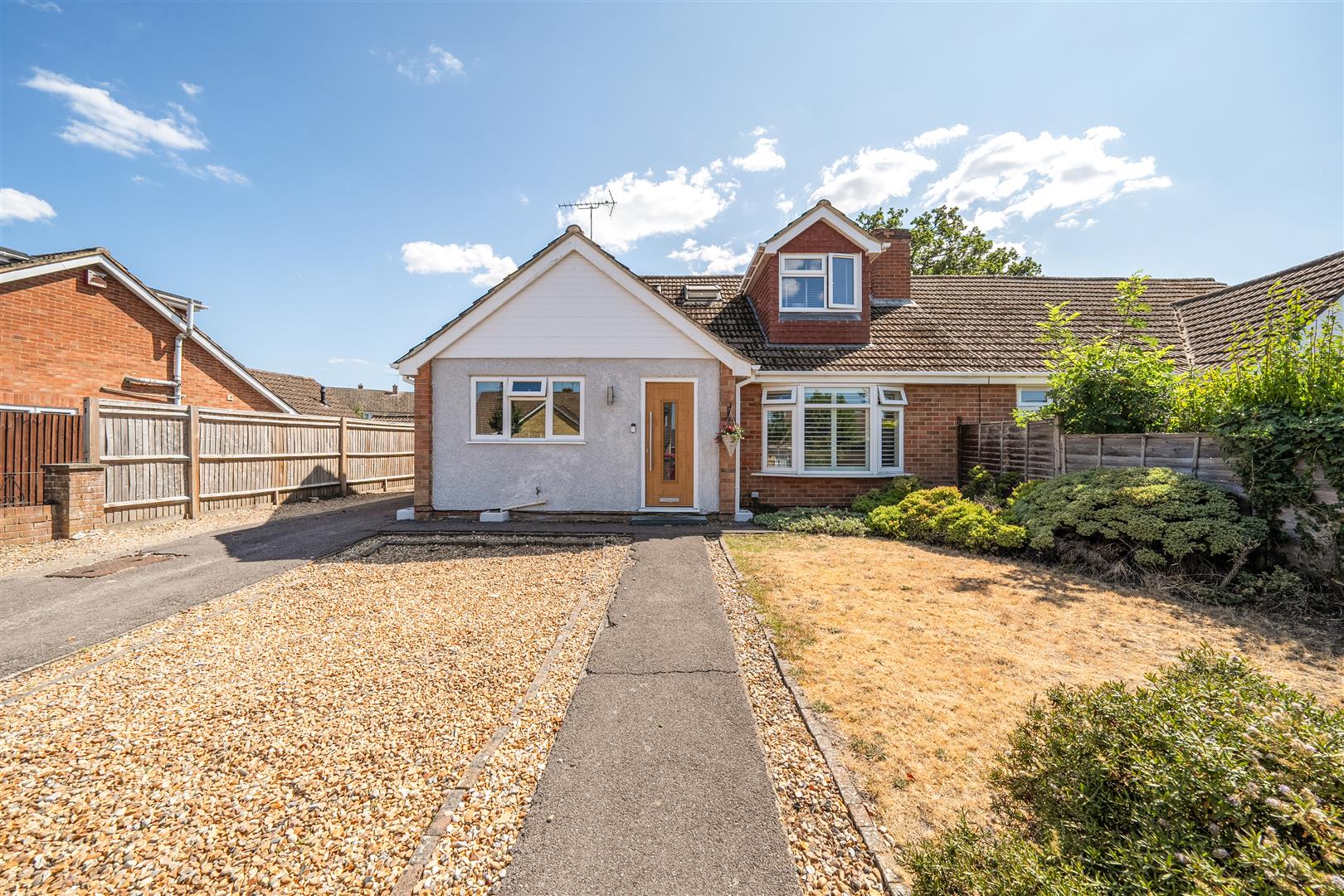 Hall Farm Crescent, Yateley